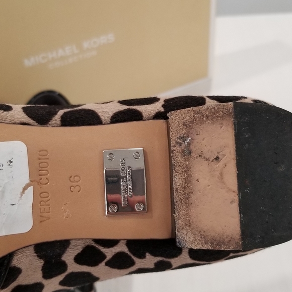 Michael Kors Collection flats - Picture 2 of 9